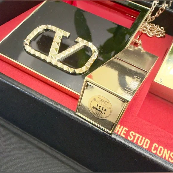 Valentino The Stud Constellation Collection Clutch- Star Studs Edition - Picture 4 of 15